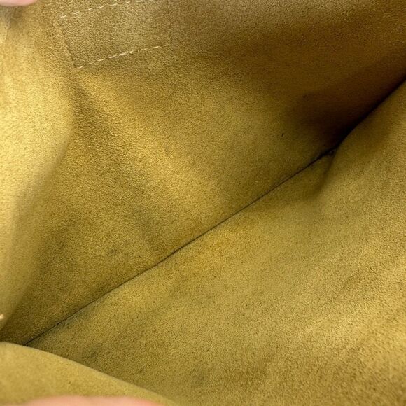 Louis Vuitton Daily Monogram Canvas Large Clutch Pouch - Picture 11 of 13